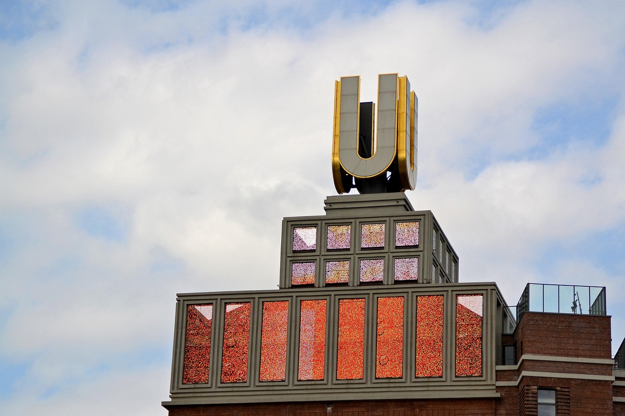 Uターン事故に特約は適用されるのか？