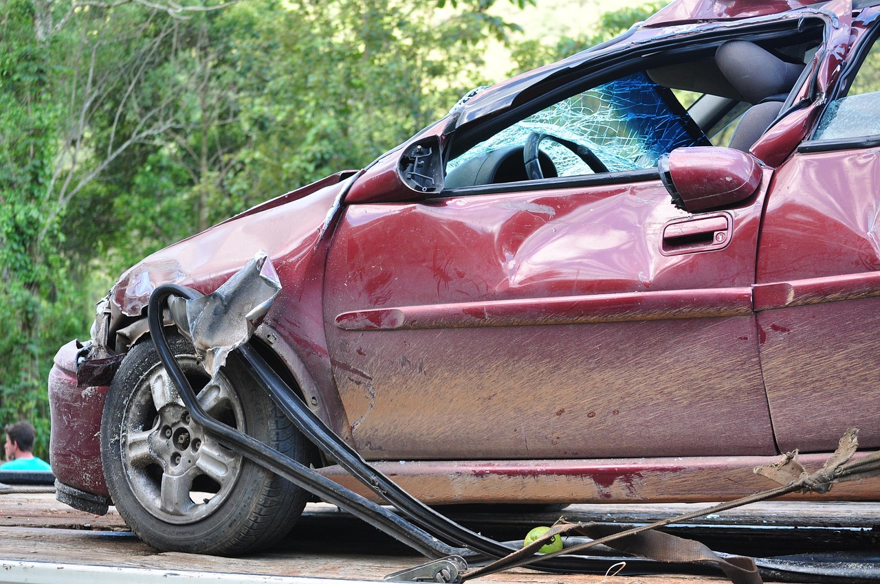 自動車保険の事故対応に関する評判を比較するとどんな違いがあるの？