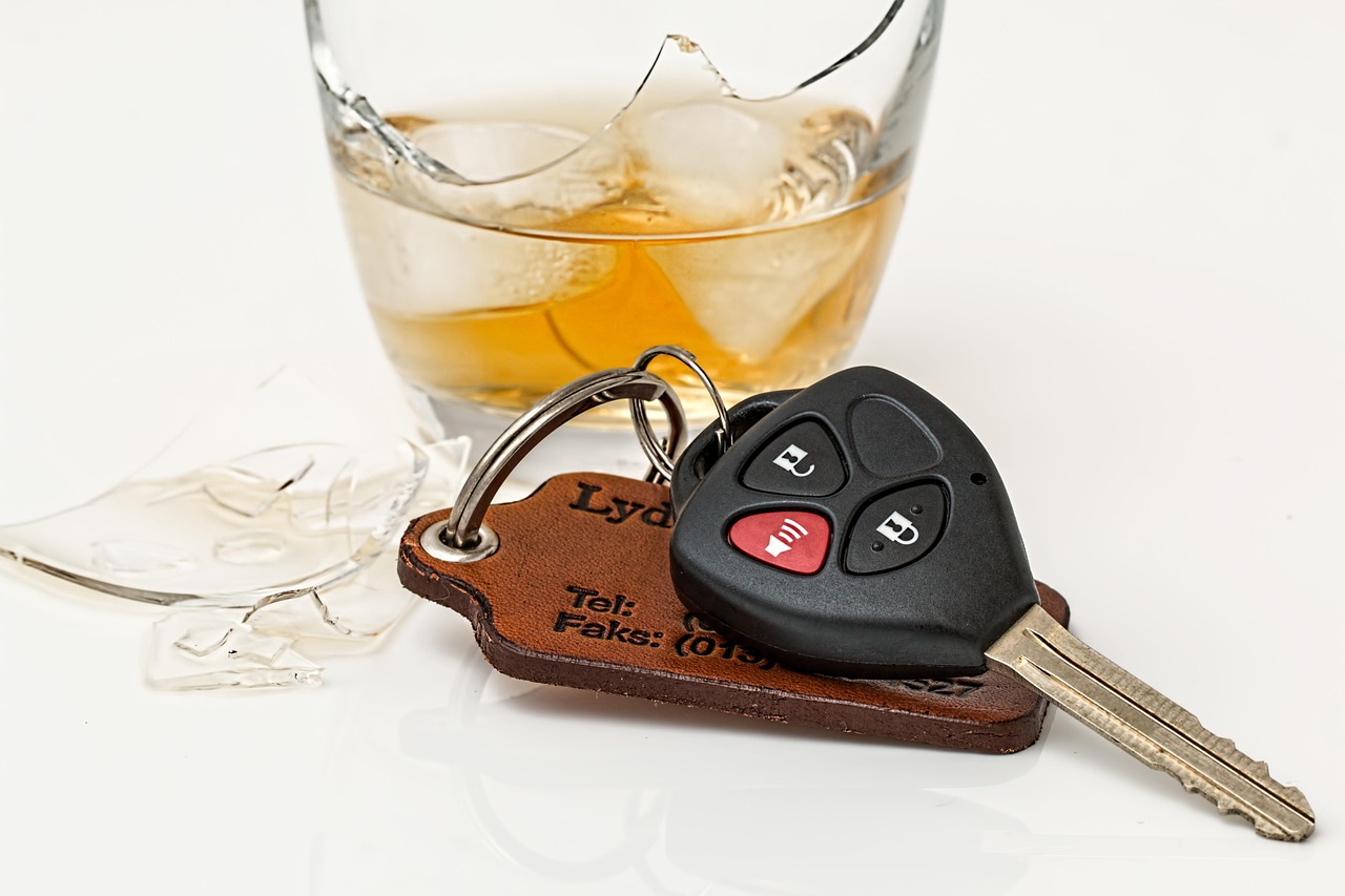飲酒事故に備える保険の選び方は？